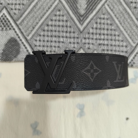 Louis Vuitton Black Monogram Reversible Belt - Picture 3 of 6